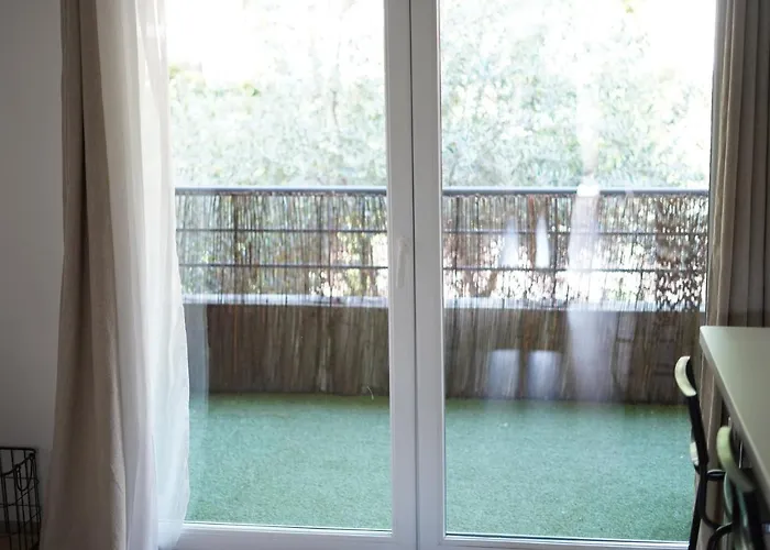 Splendide 3 Pièces - Parking Et Clim Appartement *