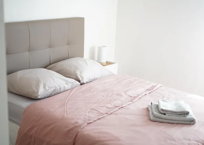 Appartement Splendide 3 Pièces - Parking Et Clim *
